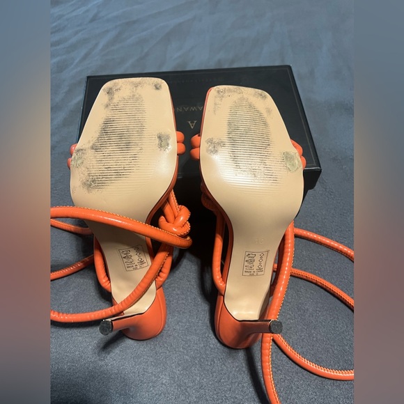 ShopAkira Heels - Picture 4 of 6